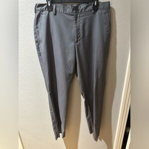 Jos A Bank Classic Collection Tailored Fit 34x30 Gray